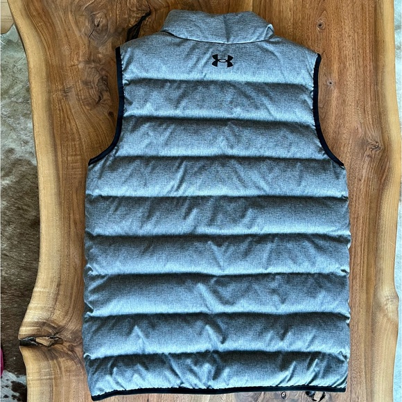 Under Armour Coldgear Puffy Vest - Picture 4 of 7